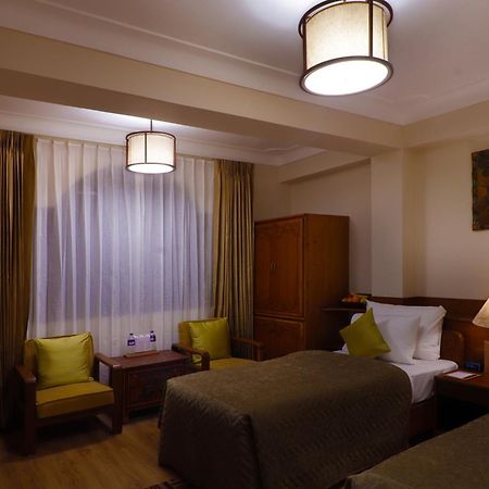Denzong Shangrila Lords Inn - Hotel & Spa Gangtok Exterior photo