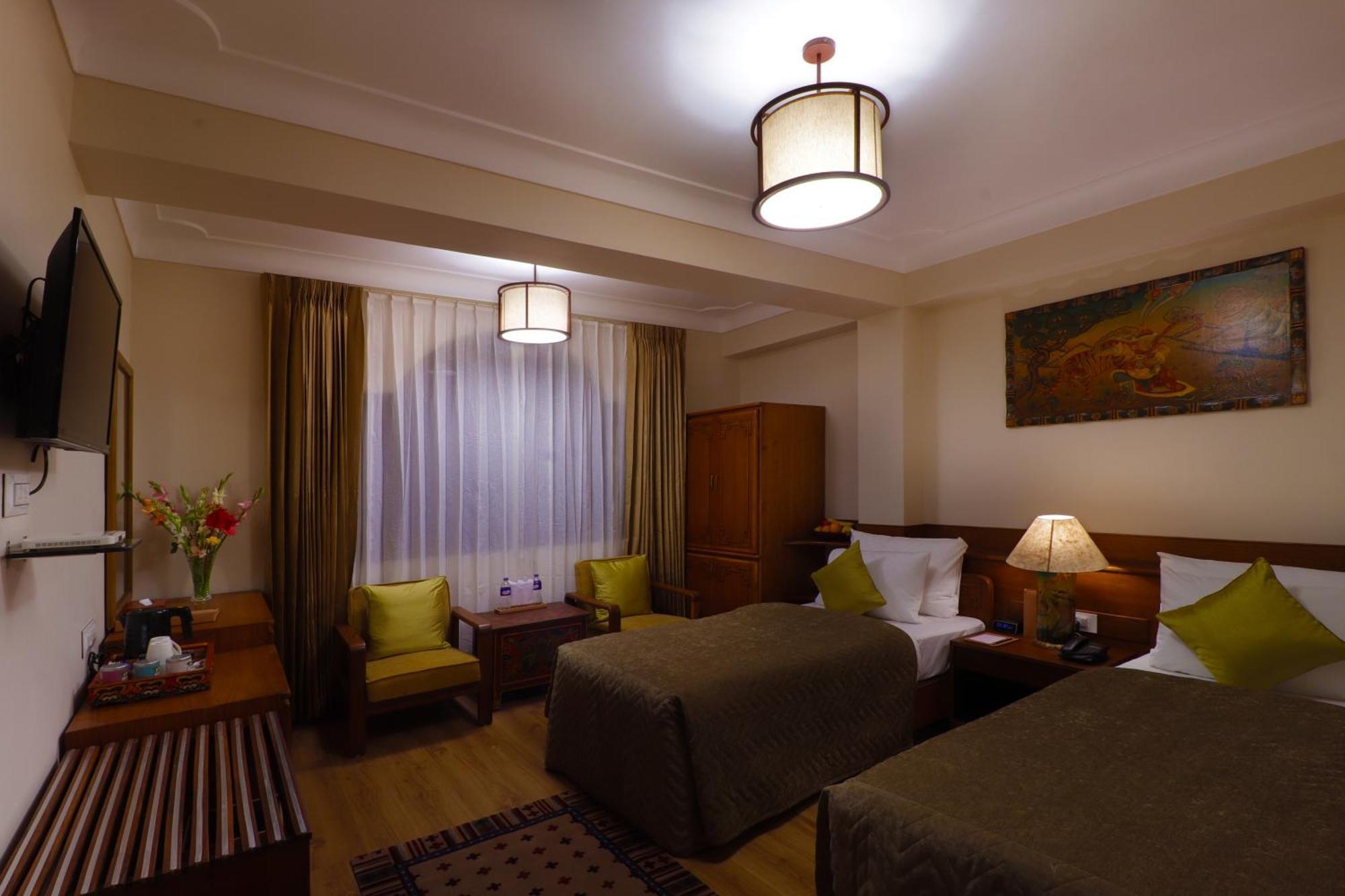 Denzong Shangrila Lords Inn - Hotel & Spa Gangtok Exterior photo